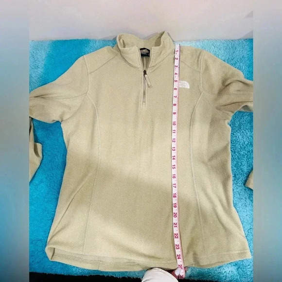 🔥The North Face Fleece zip up🔥 - Picture 3 of 6